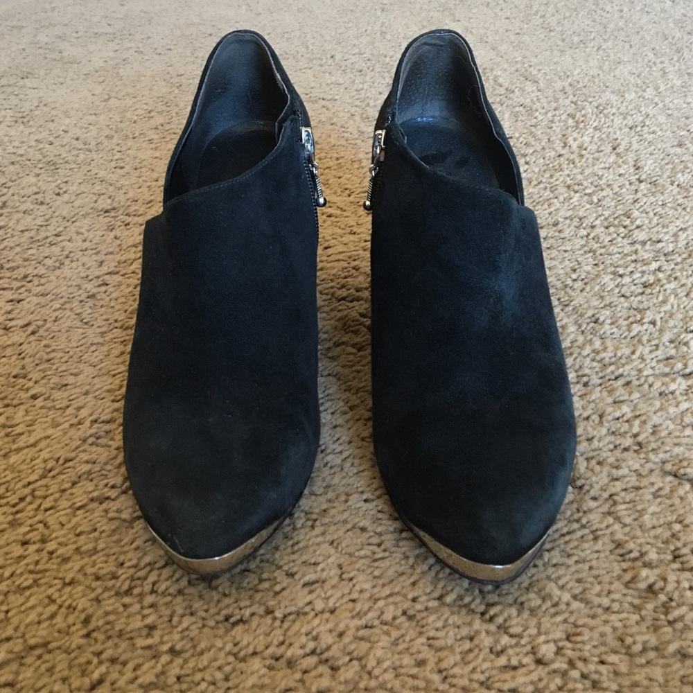 Audrey Brooke booties